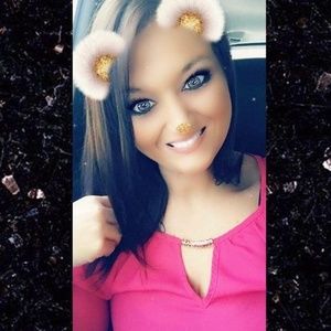 Meet your Posher, Brittannie